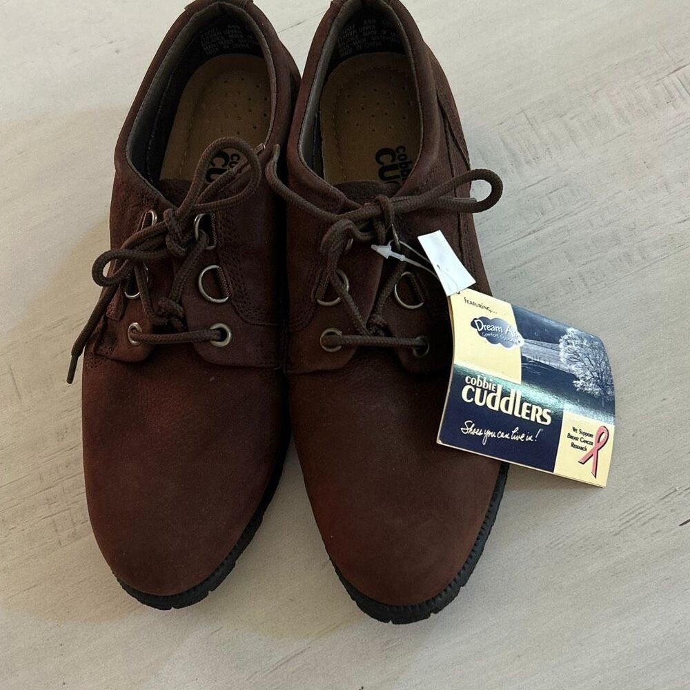 Cobbie Cuddlers Brown Oxfords NWT